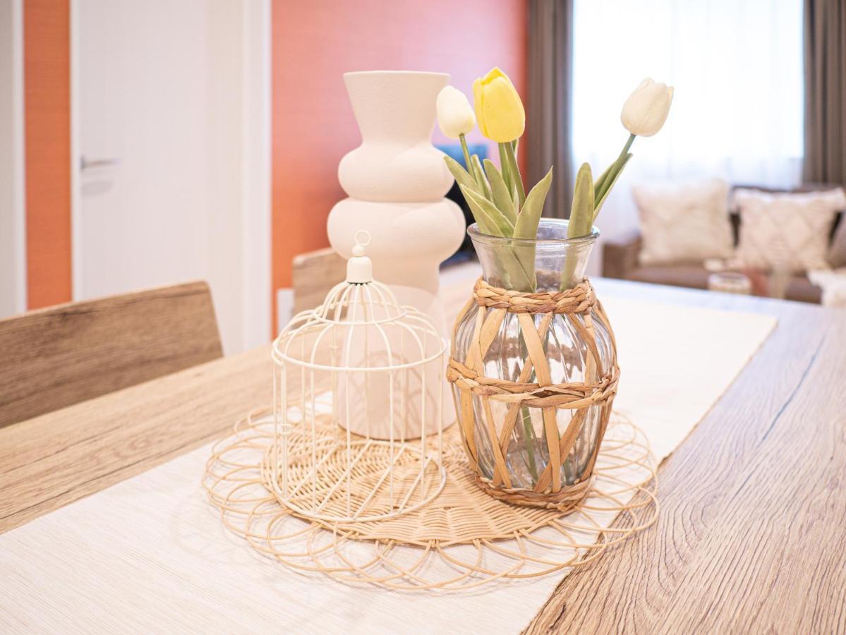 The Bird Tennoji Villa Osaka Exterior photo